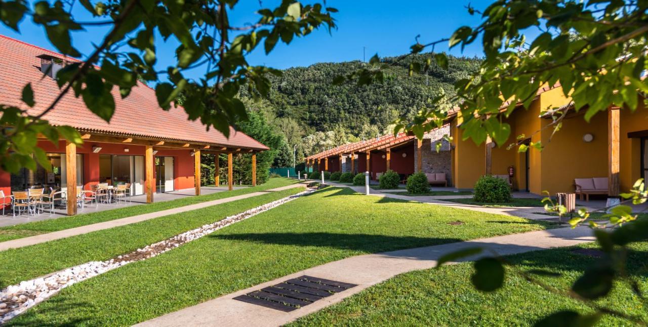 Hotel Fuentes Blancas Vegacervera Exteriér fotografie
